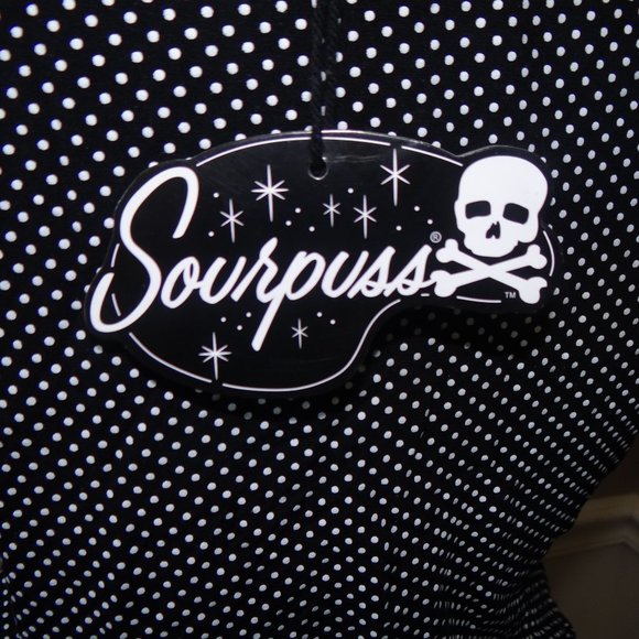 NWT Cute RETRO Style SOURPUSS Black and White Polka Dot Top with Red Bow Accent - Picture 5 of 5